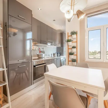 Guestready - Stylish Near Parque Das Nacoes Lejlighed Lisboa